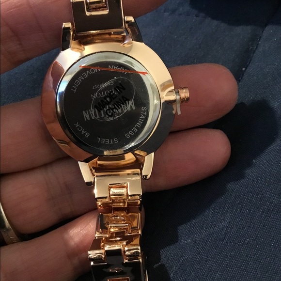 NWT Croton “Manhattan” Rose Gold Panther Link Watch, 7 1/2” - Picture 10 of 12